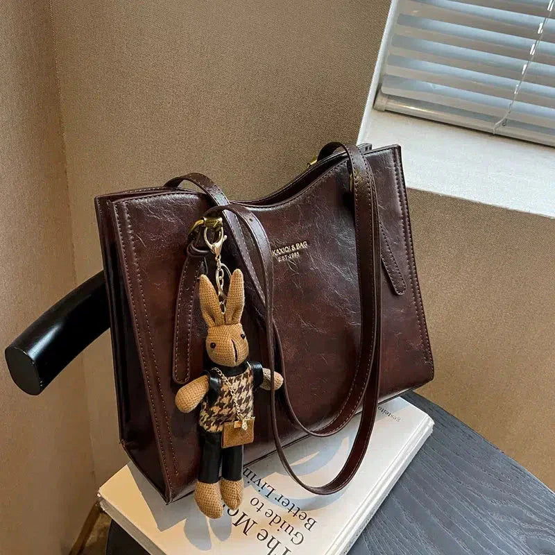 Elegant Shoulder Tote