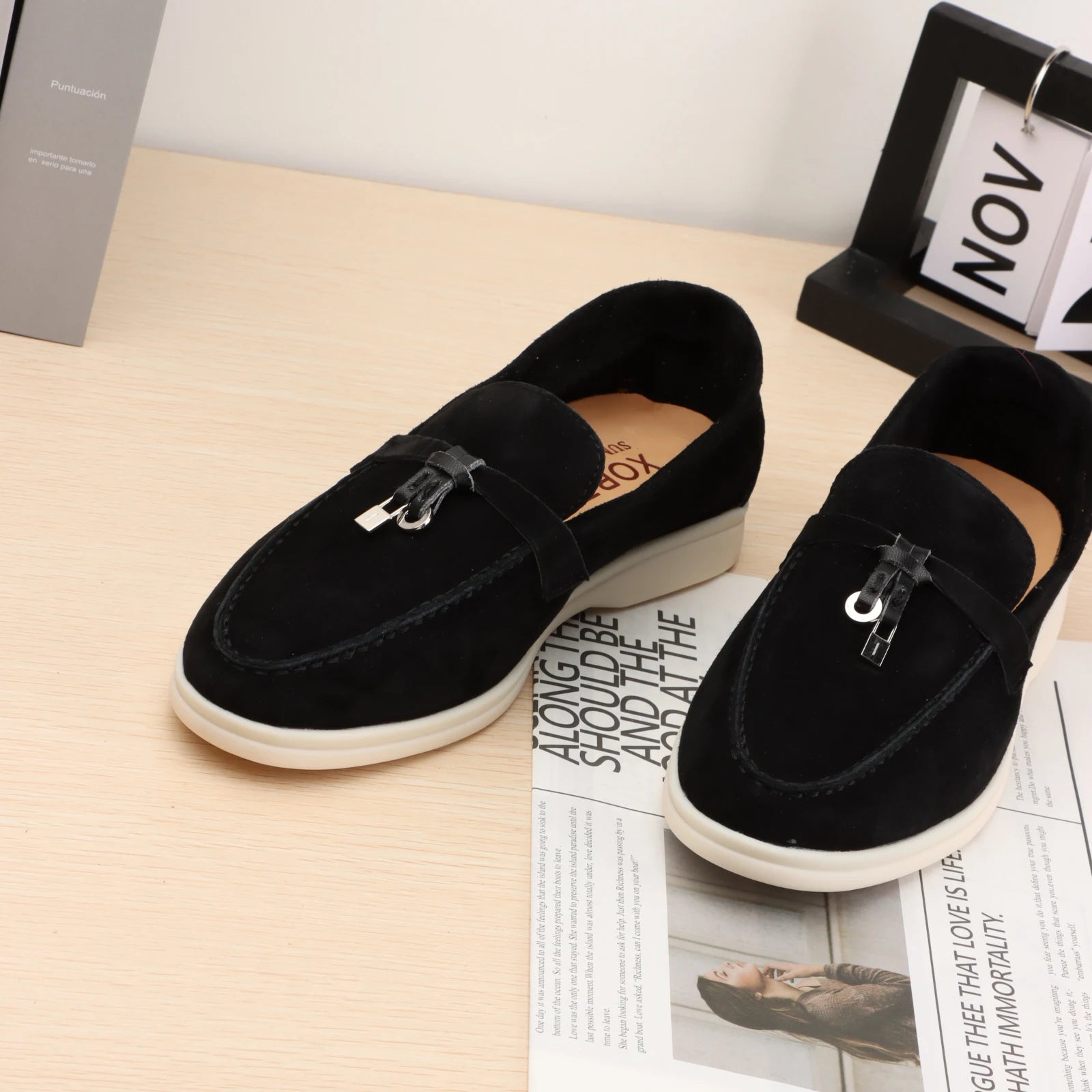 Designer Luxury Women's and man's Loafers round Toe Suede Flats with Rubber Stitching Best Selling Elegant Casual Shoes