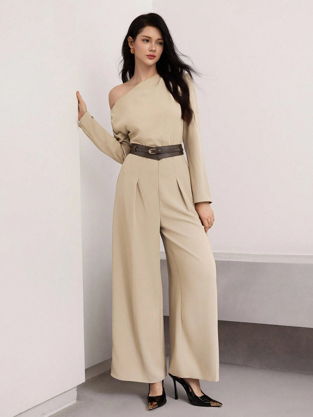 Modelyn Women's Fashionable Commuter Solid Color Asymmetric Collar Wide Leg Jumpsuit (Without Obi )