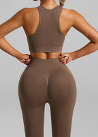 Slim Fit Coffee Solid Sports Bra And Seamless Yoga Pants Set