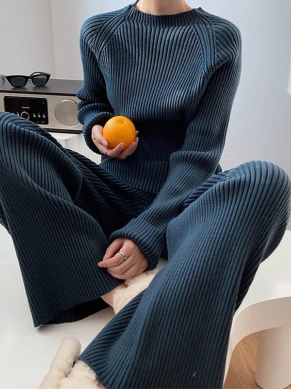Loose Round-Neck Sweater& Wide Leg Pants